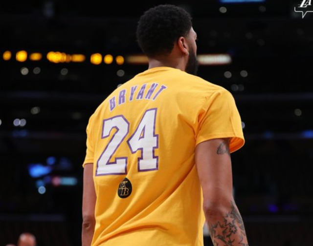 维希涅夫斯基：主场对阵荷兰是梦想，上场吃牌是因不懂规则