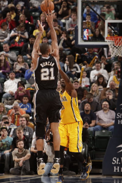 若有所指？道格拉斯-路易斯在社交媒体发文：愿上帝宽恕坏人