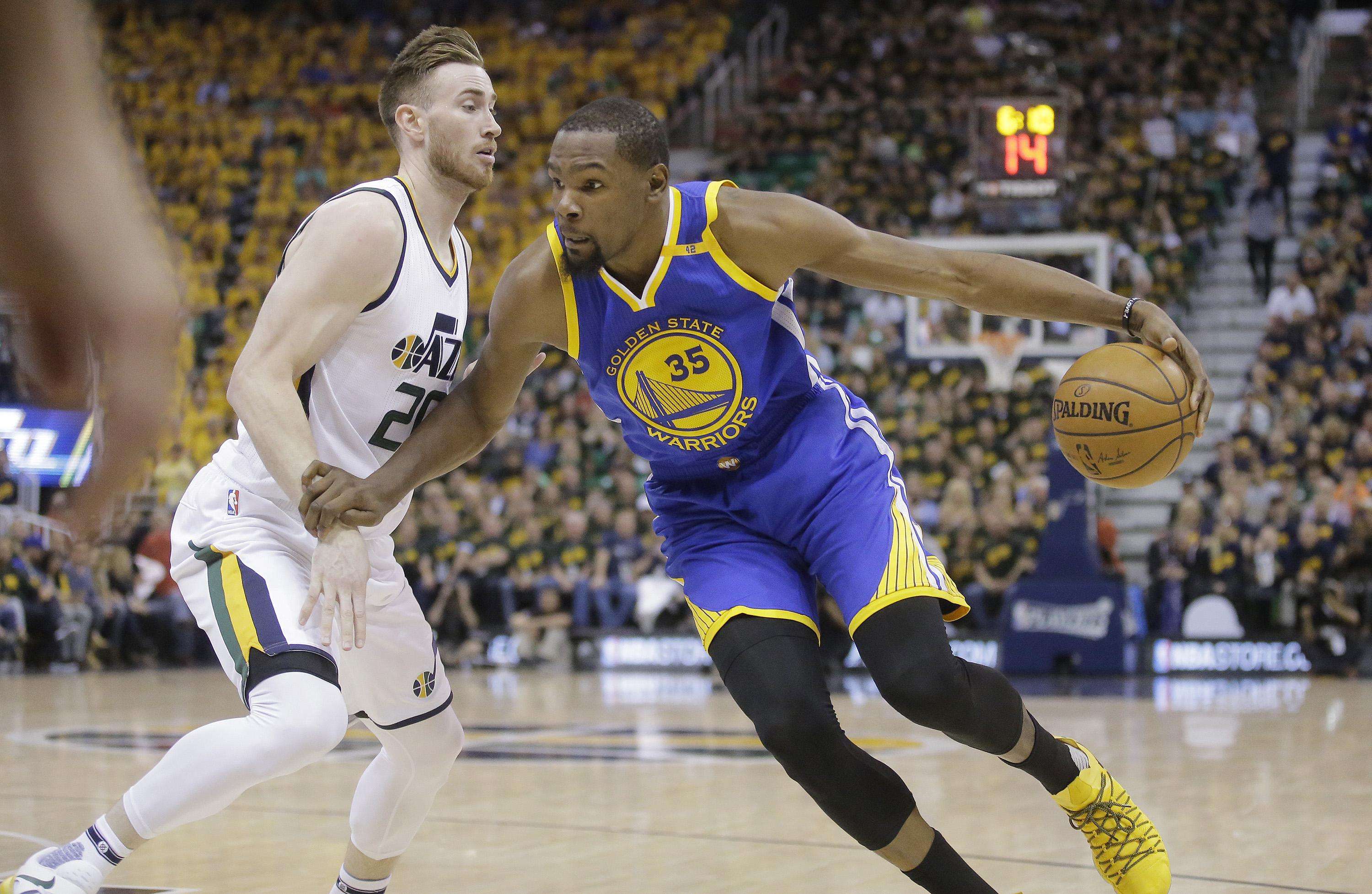 官方：深圳新鹏城外援加西亚、杜加利奇、莱昂索三人离队