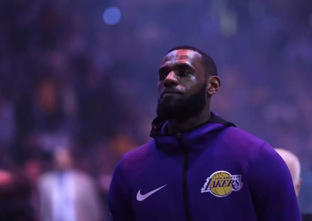 自杀事件后两年，贝卡-贝卡重回赛场并再度取得进球