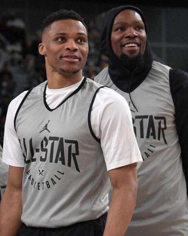 混团世界杯：国乒狂轰8-0横扫韩国！双王、栋曼立功，孙颖莎休战