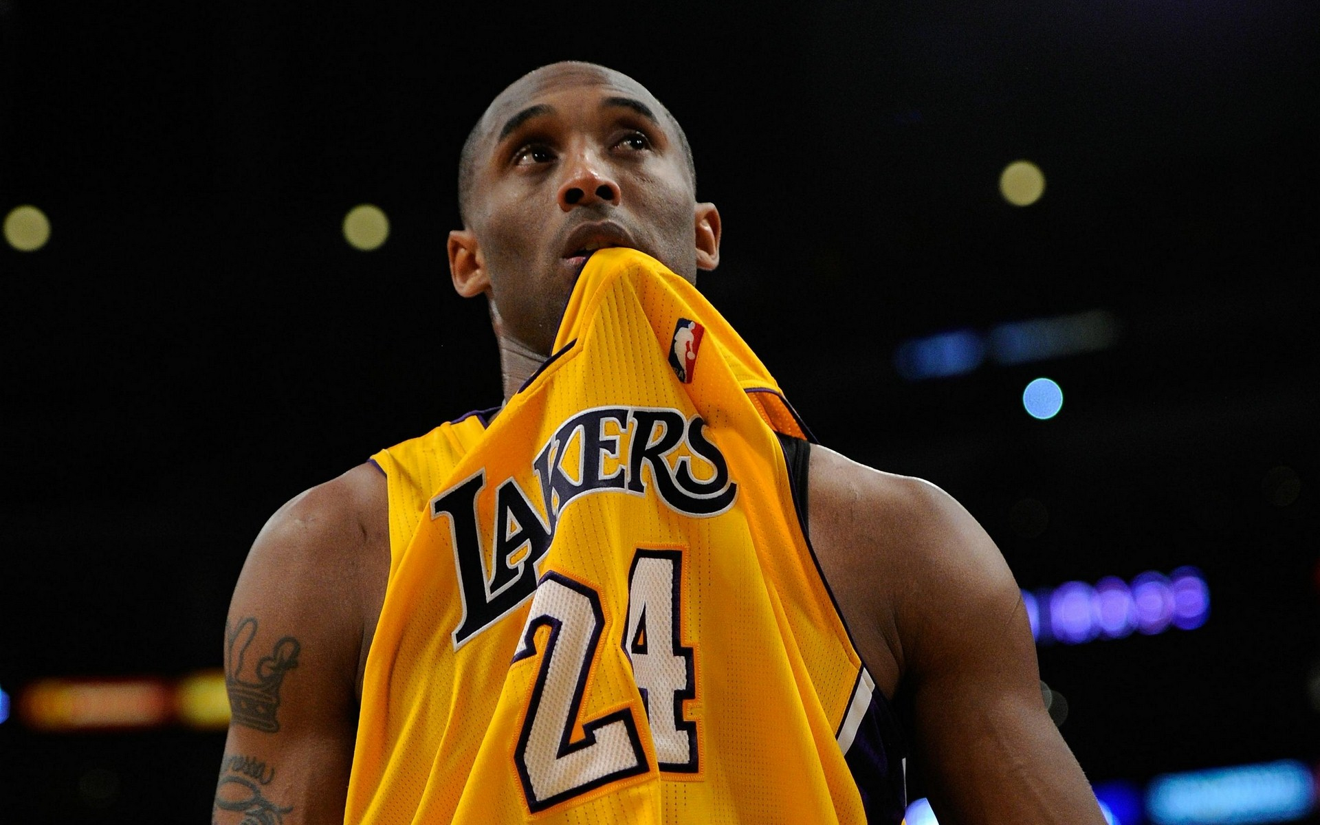 德转列未在西班牙队首秀过最贵阵容：卡雷拉斯、莫斯克拉在列