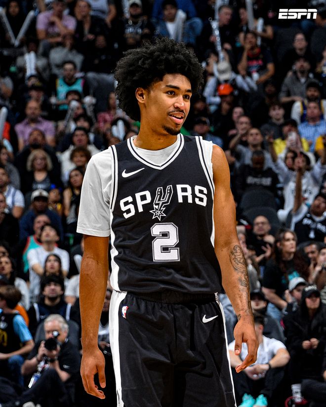 足球意甲豪门迎来10连胜，状态如日中天